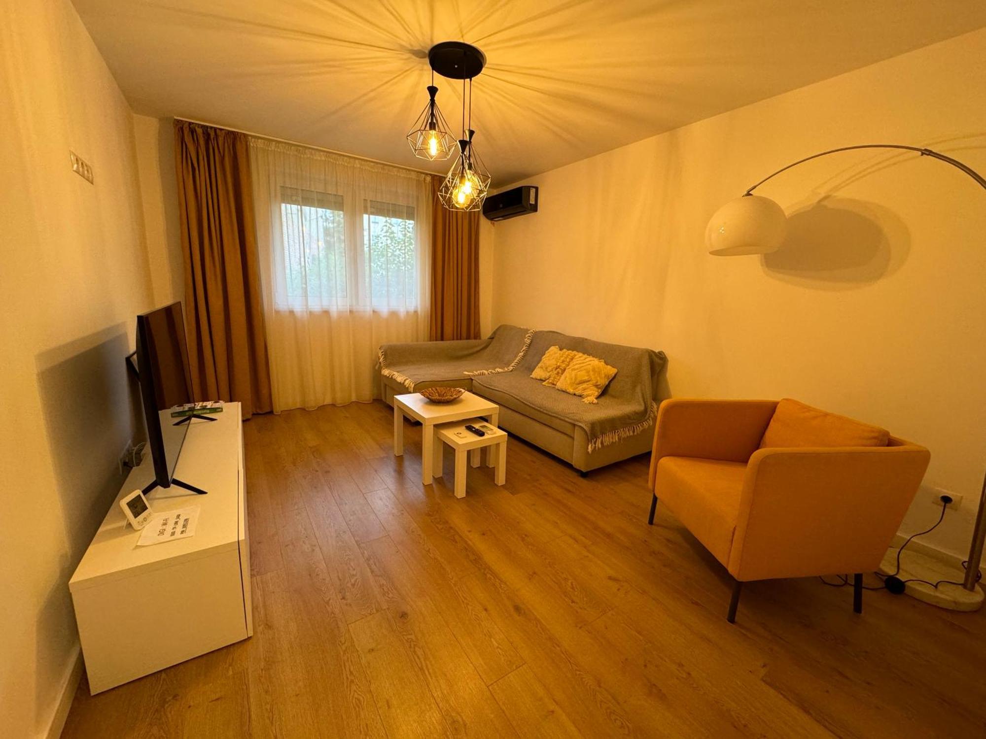 Alexander Cozy Apartment Free Private Parking Mediaş エクステリア 写真